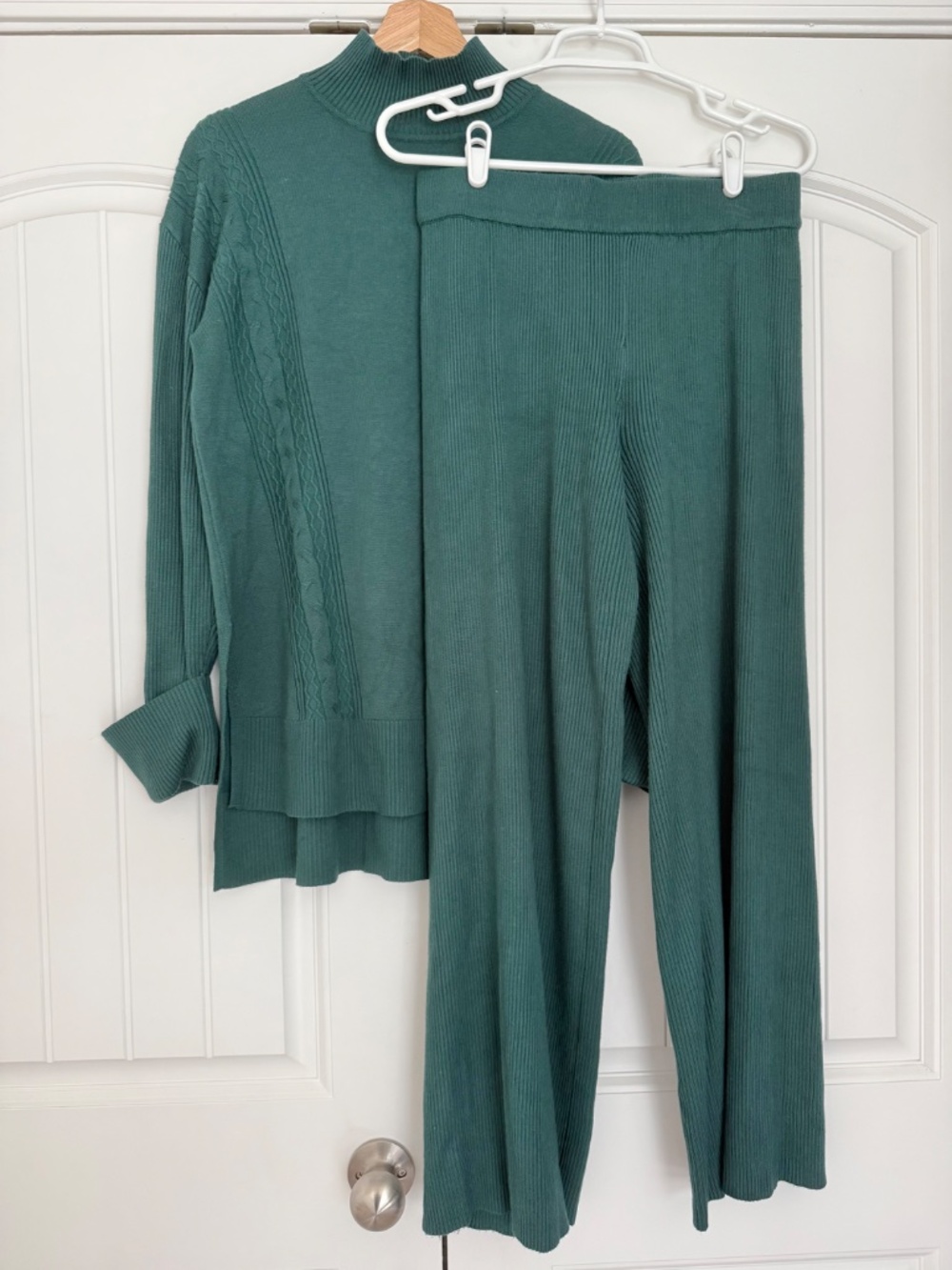 Cable & Gauge Green Ribbed Knit Sweater Wide Leg Pants Set Size M